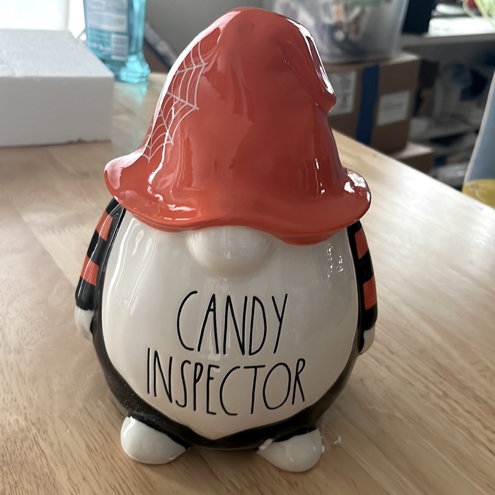 RD SALE! NWT- Rae Dunn "Candy Inspector" ceramic gnome. ~8.5x6.5 (wide). Cute!